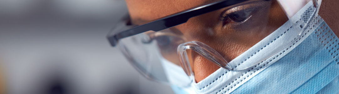 Risks-involved-in-the-usage-of-expired -prescription-safety-glasses.