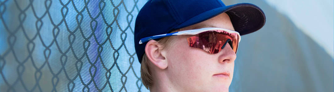 The-significance-of-safety-glasses-in -school-sports.