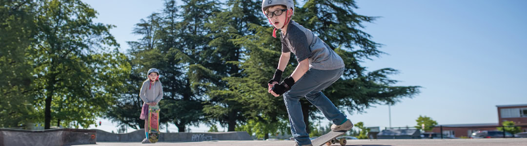 Top-picks-for-athletic-kids'-sports- glasses