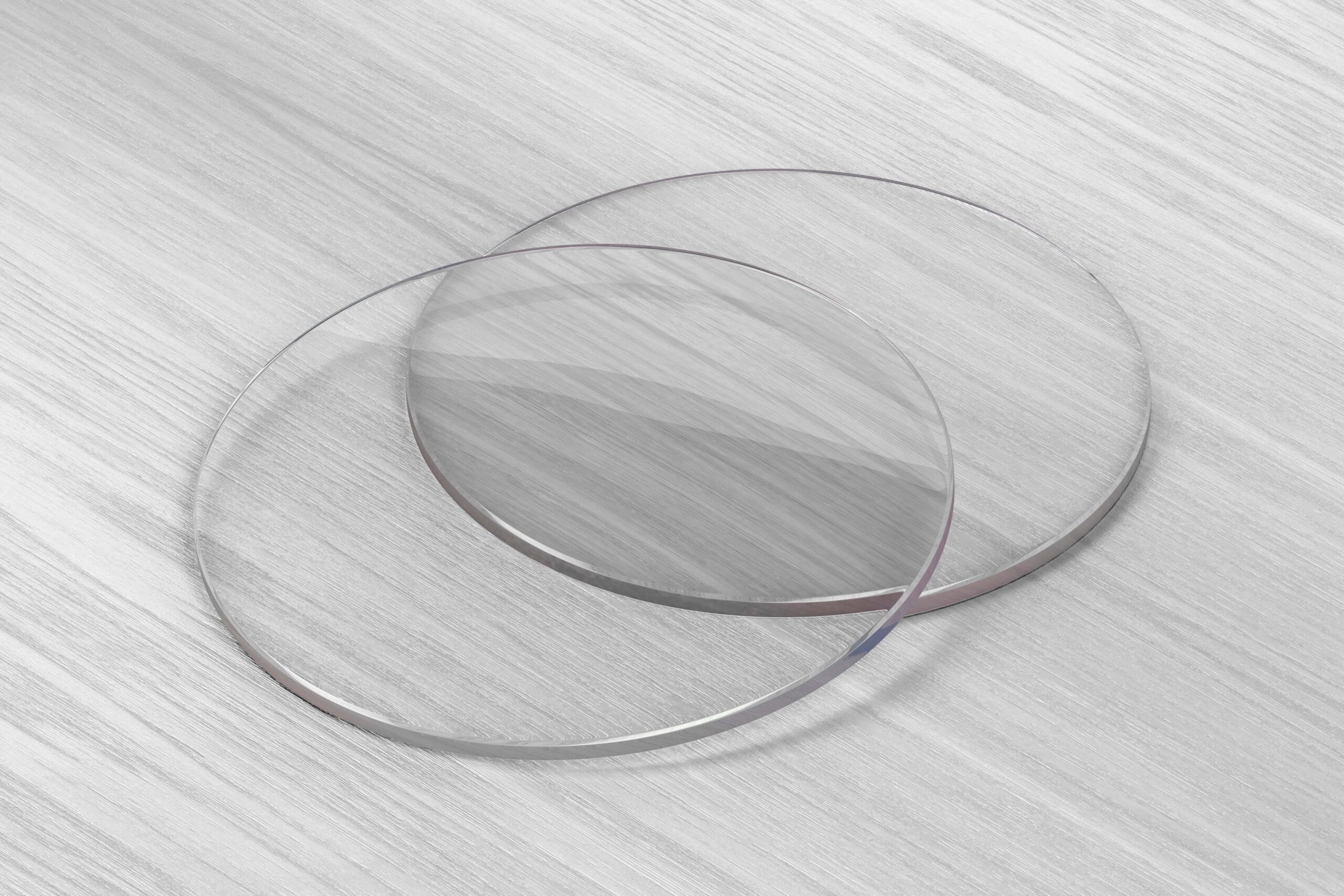 Ultra-thin-prescription-glasses-with-high-index-1.74-lenses